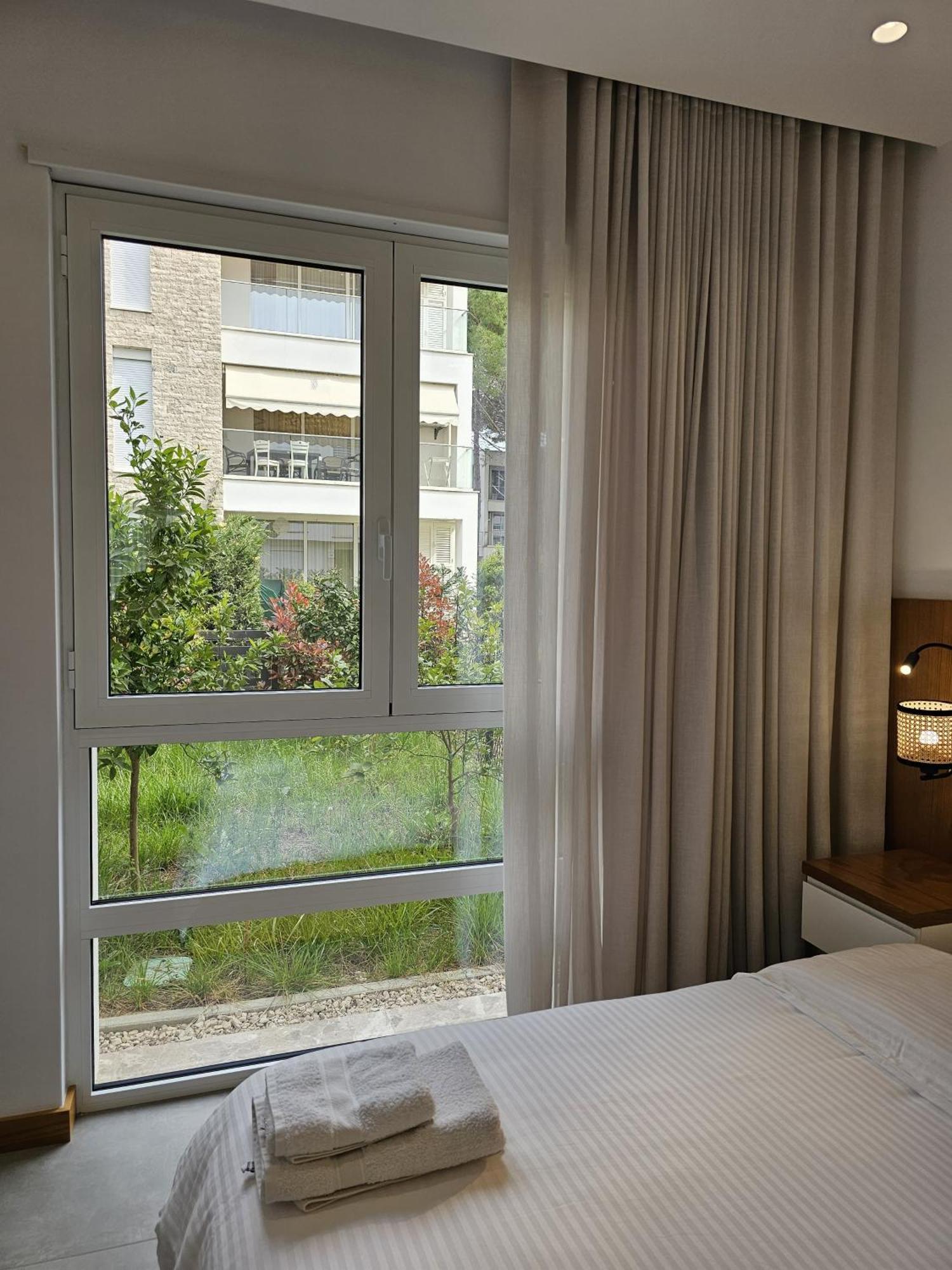 Pinegrove Apartamento Durrës